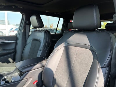 2027 Jeep Grand Cherokee L Laredo Altitude