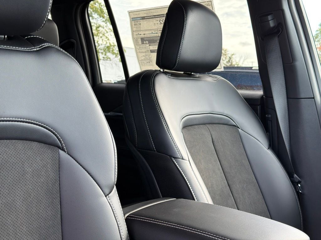 2027 Jeep Grand Cherokee L Laredo Altitude