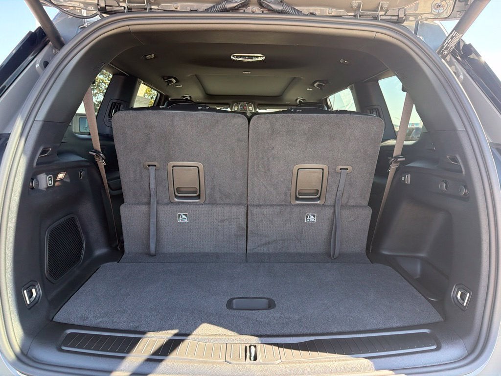 2027 Jeep Grand Cherokee L Limited Reserve