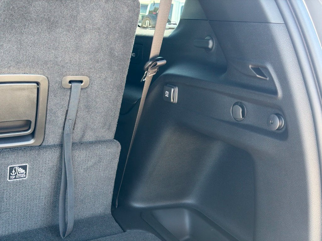 2027 Jeep Grand Cherokee L Limited Reserve