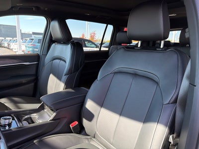 2027 Jeep Grand Cherokee L Limited Reserve