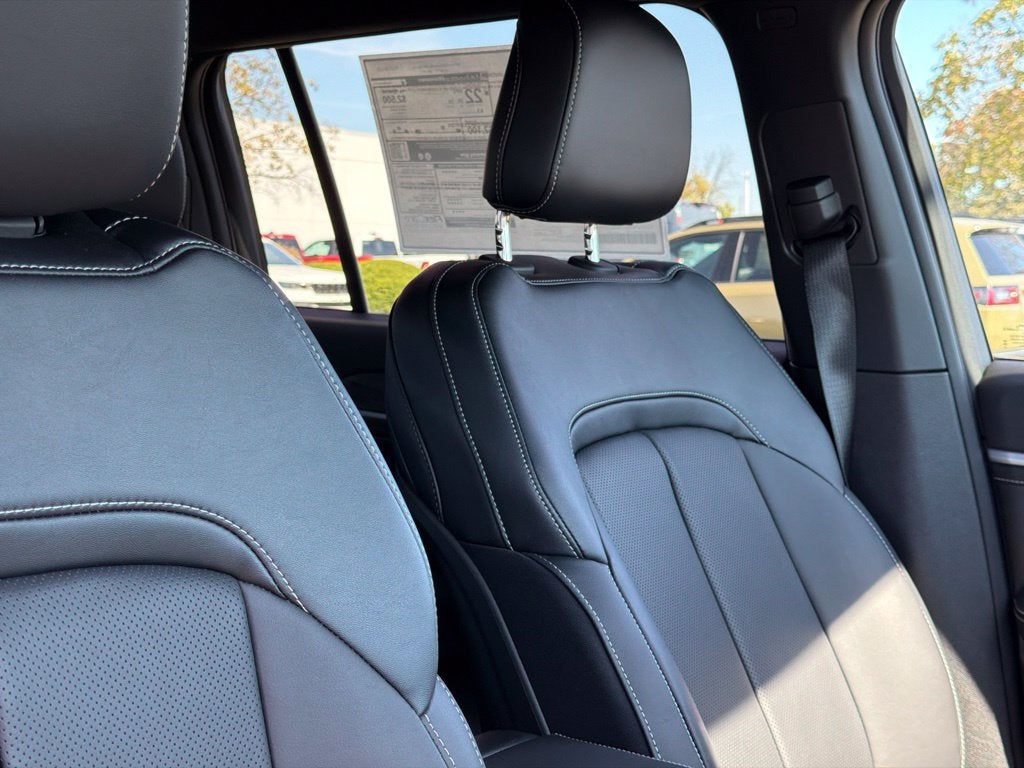 2027 Jeep Grand Cherokee L Limited Reserve