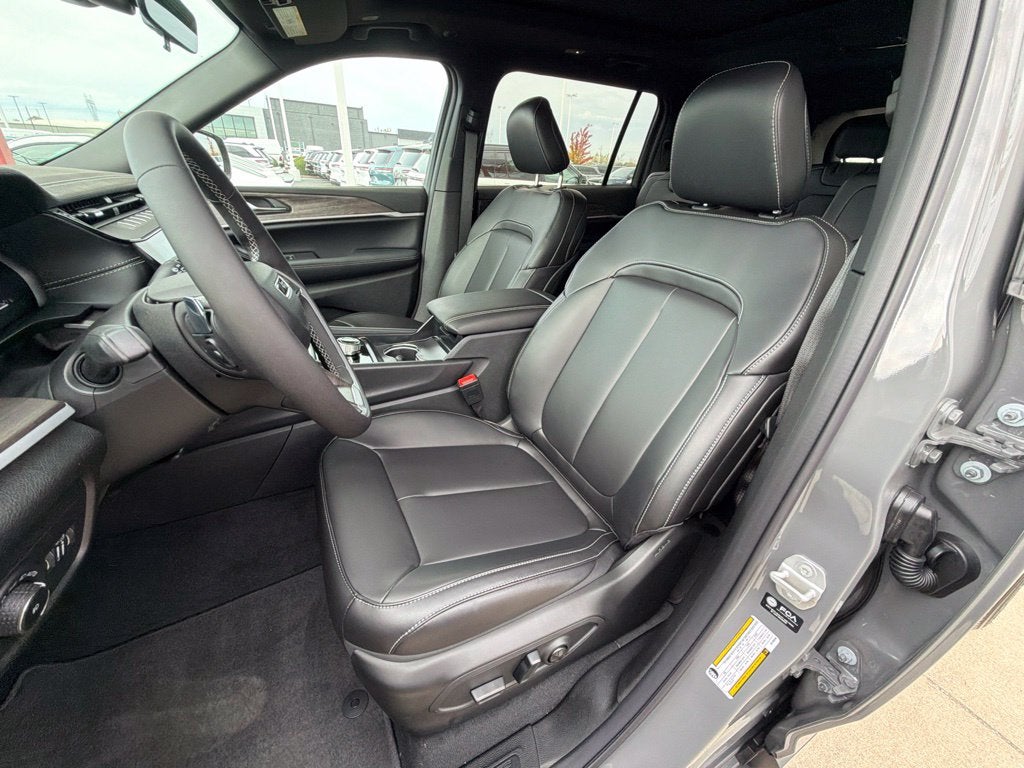 2027 Jeep Grand Cherokee L Limited
