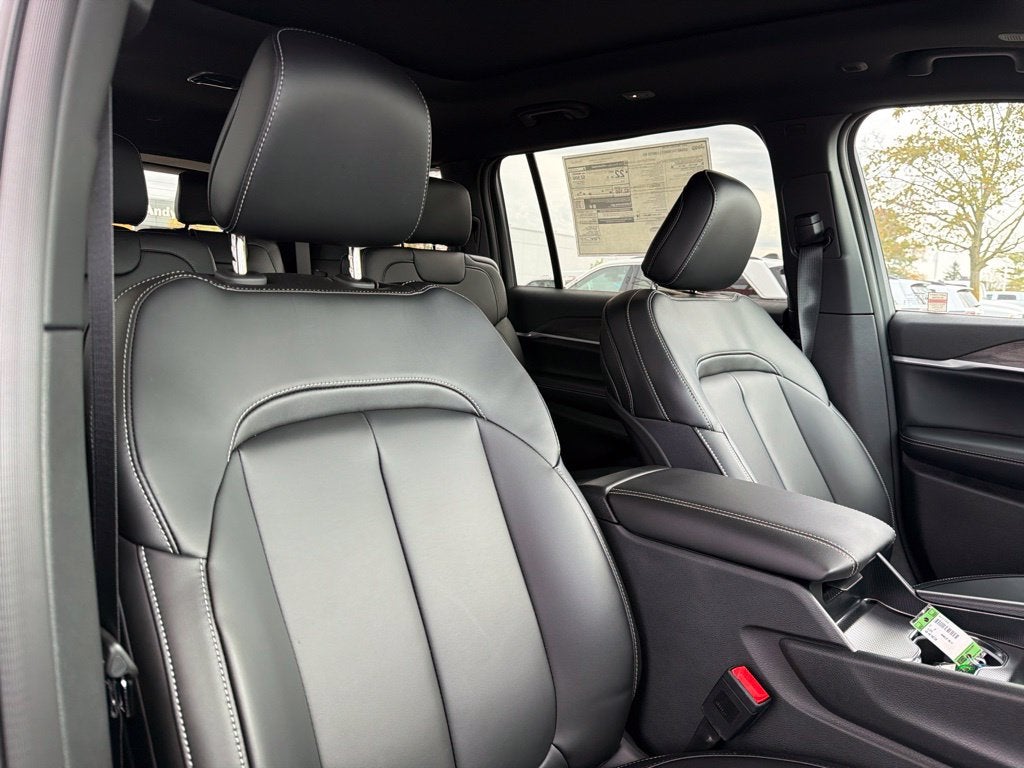 2027 Jeep Grand Cherokee L Limited