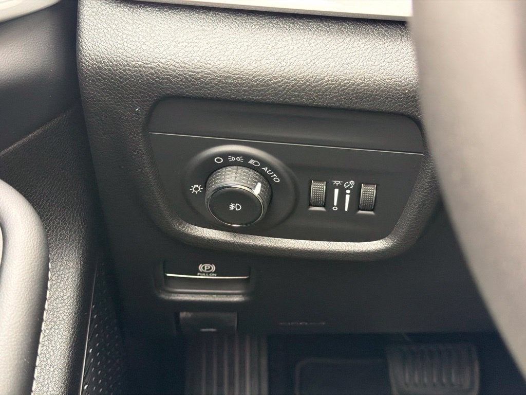 2027 Jeep Grand Cherokee L Limited
