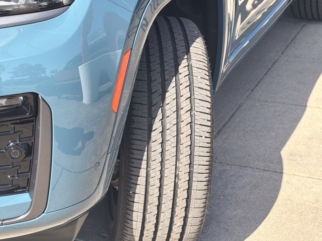 2027 Jeep Grand Cherokee L Limited