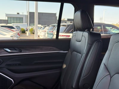2027 Jeep Grand Cherokee L Limited