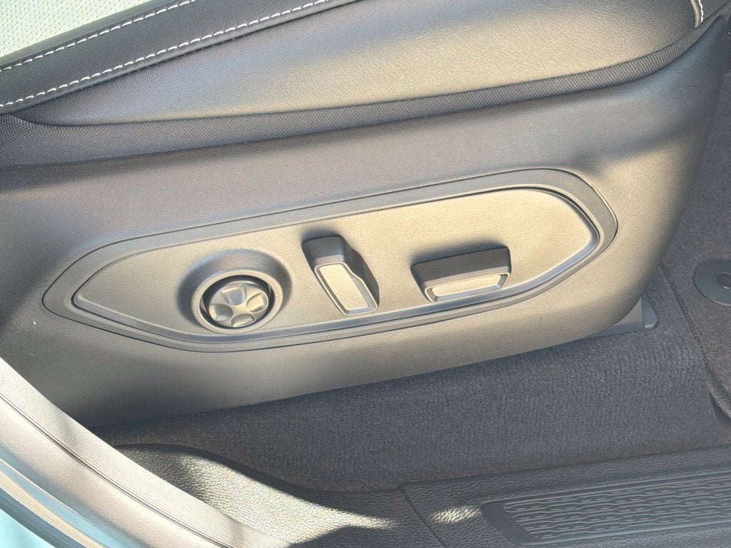 2027 Jeep Grand Cherokee L Limited