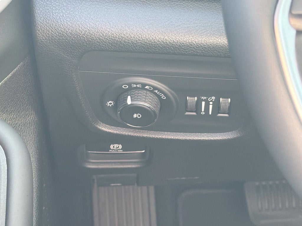 2027 Jeep Grand Cherokee L Limited