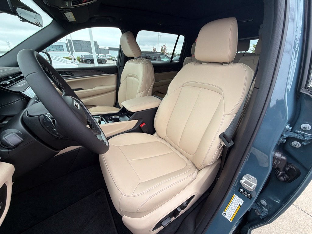 2027 Jeep Grand Cherokee L Limited