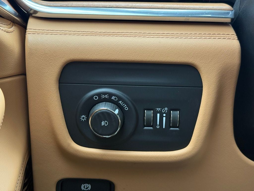 2025 Jeep Grand Cherokee L Summit