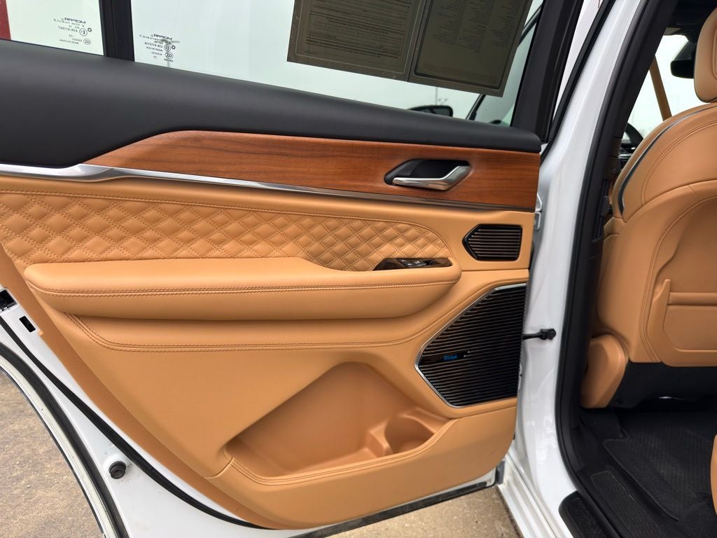 2025 Jeep Grand Cherokee L Summit
