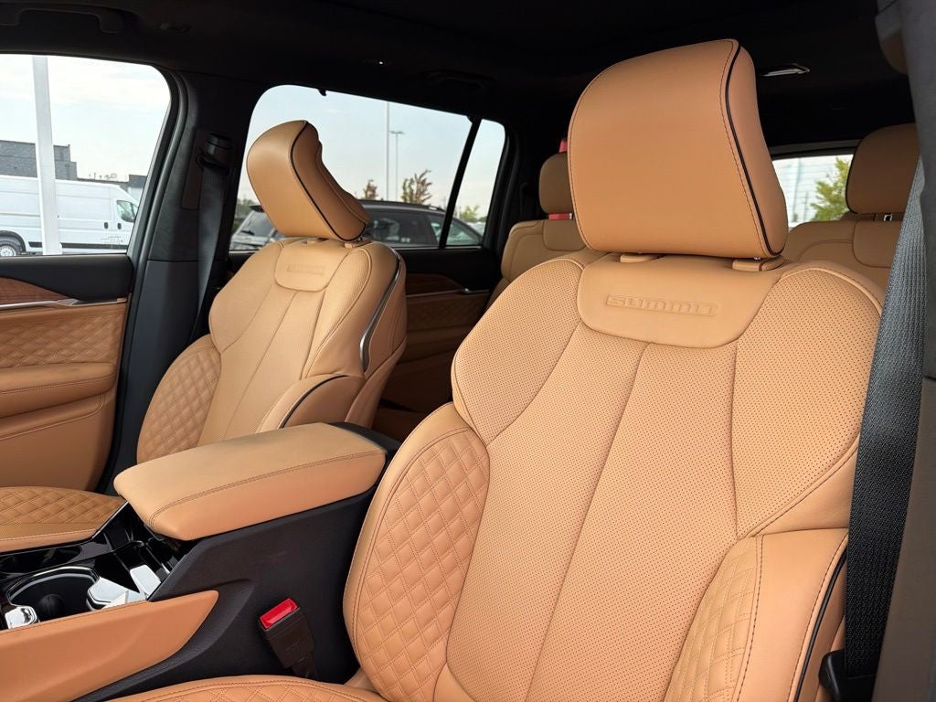 2027 Jeep Grand Cherokee L Summit