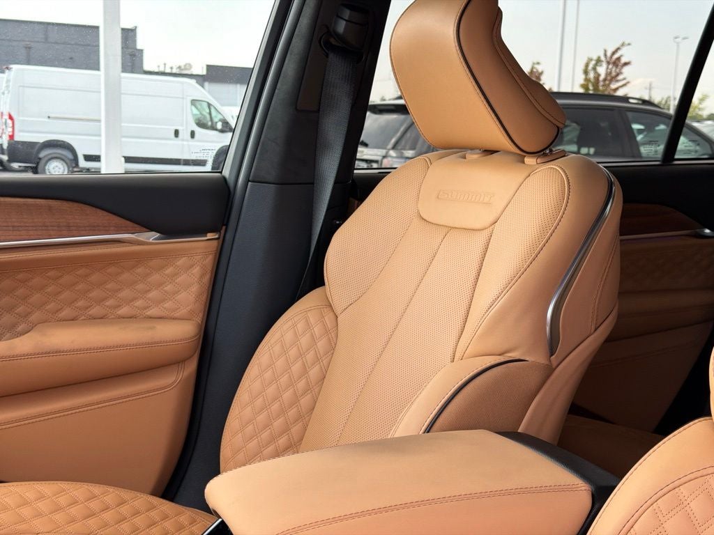 2027 Jeep Grand Cherokee L Summit