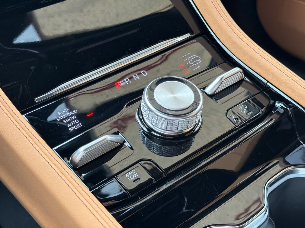 2027 Jeep Grand Cherokee L Summit