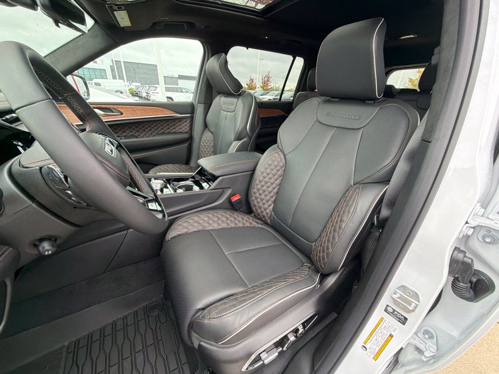 2027 Jeep Grand Cherokee L Summit