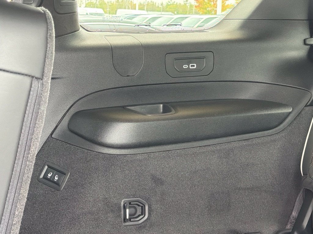 2027 Jeep Grand Cherokee L Summit