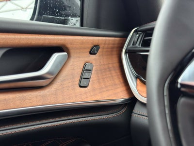 2027 Jeep Grand Cherokee L Summit