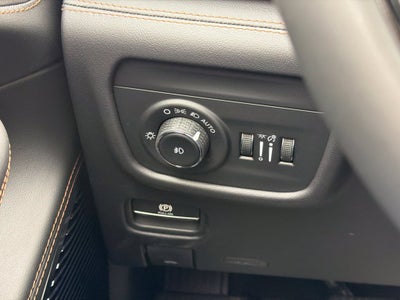 2027 Jeep Grand Cherokee L Summit
