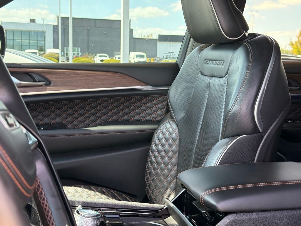 2021 Jeep Grand Cherokee L Summit