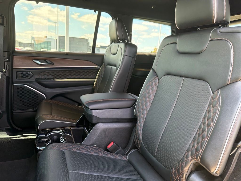 2021 Jeep Grand Cherokee L Summit