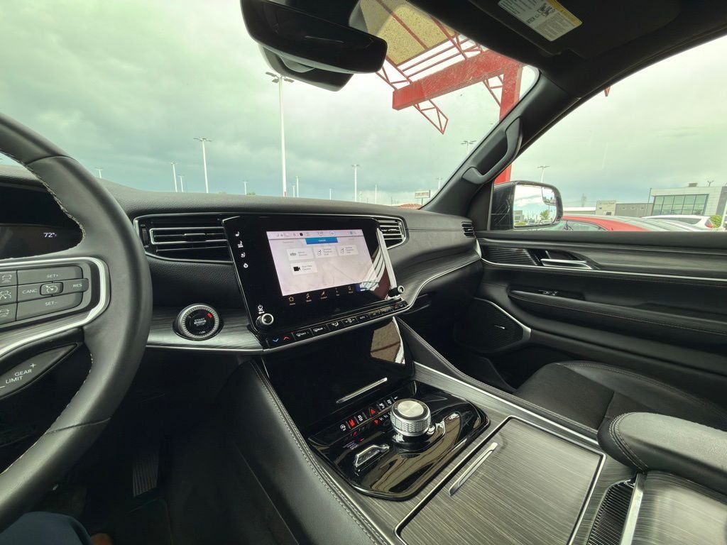 2024 Jeep Wagoneer L Series II