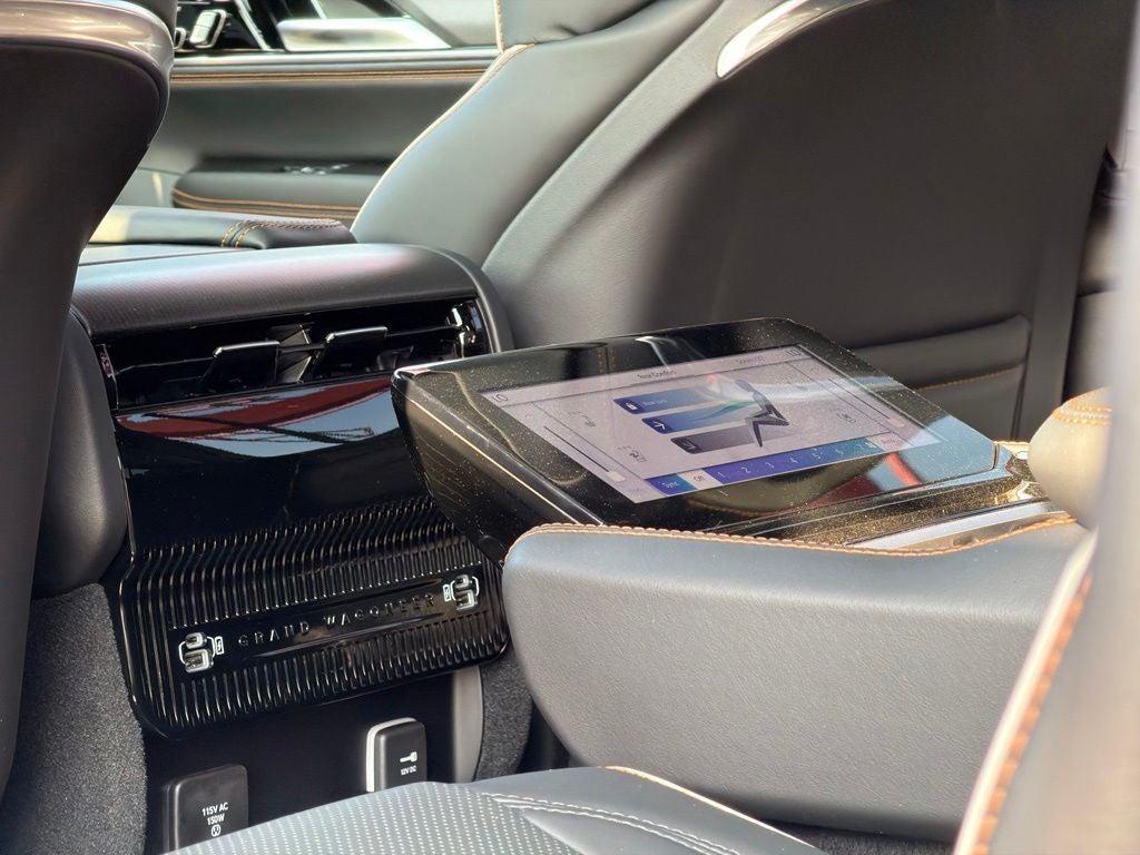 2026 Jeep Grand Wagoneer Summit Reserve