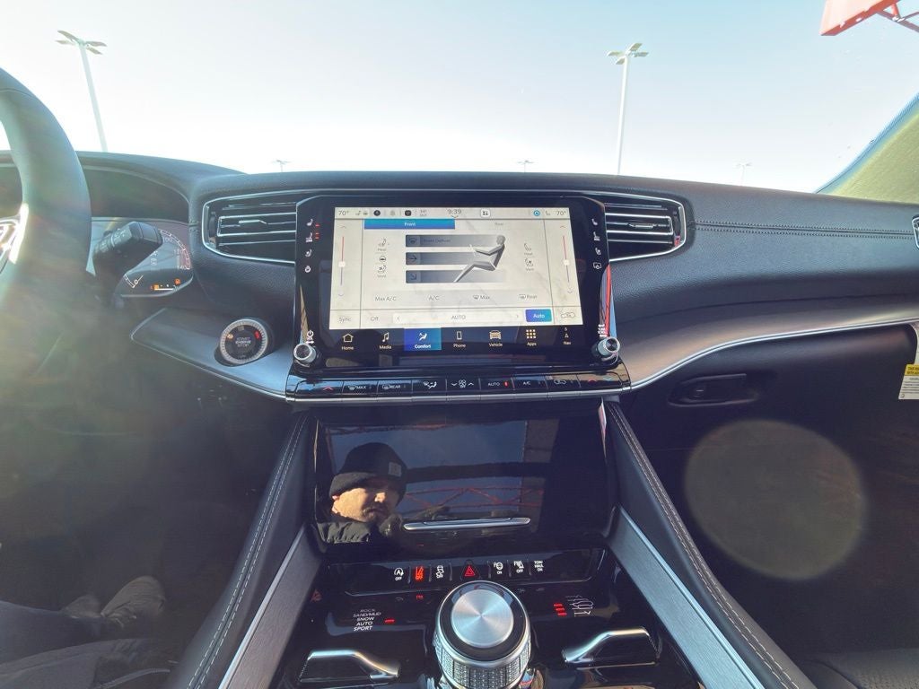 2026 Jeep Grand Wagoneer Upland