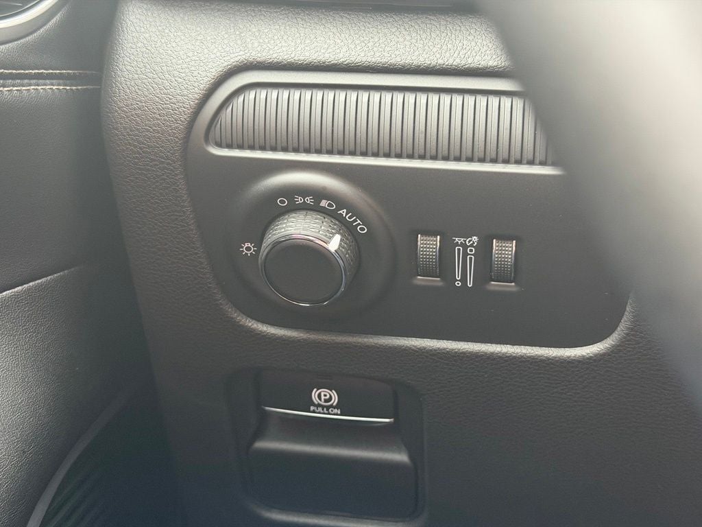 2026 Jeep Grand Wagoneer Upland