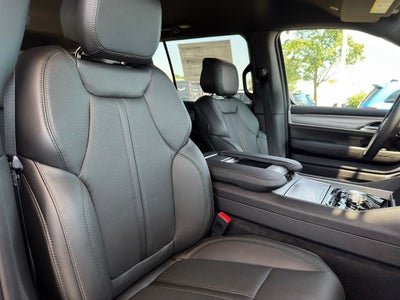 2026 Jeep Grand Wagoneer 4x4