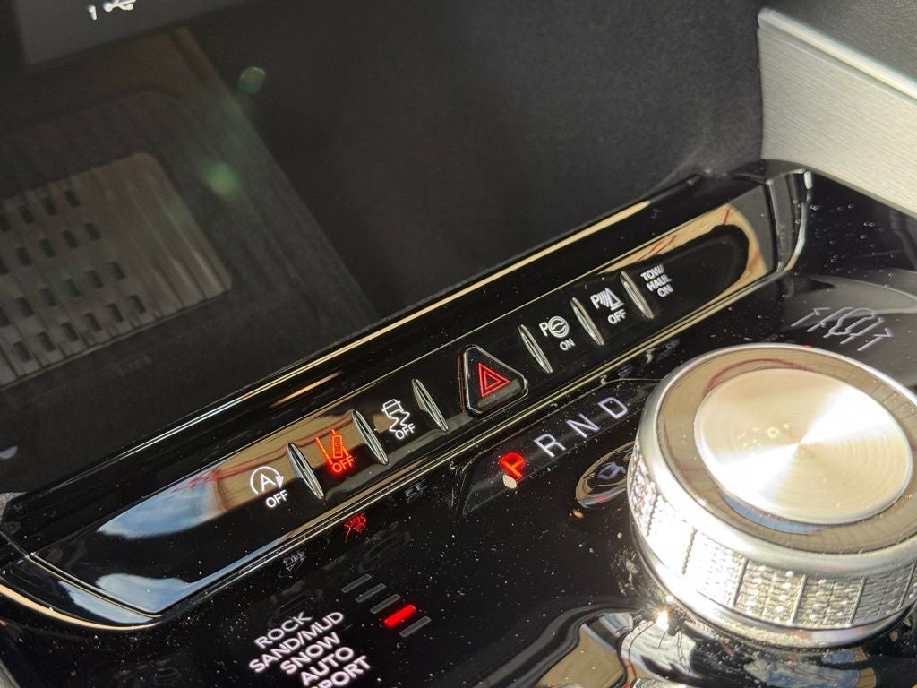 2026 Jeep Grand Wagoneer Upland