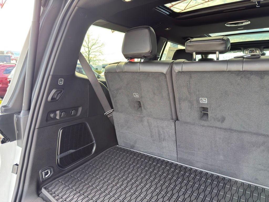 2026 Jeep Grand Wagoneer Upland