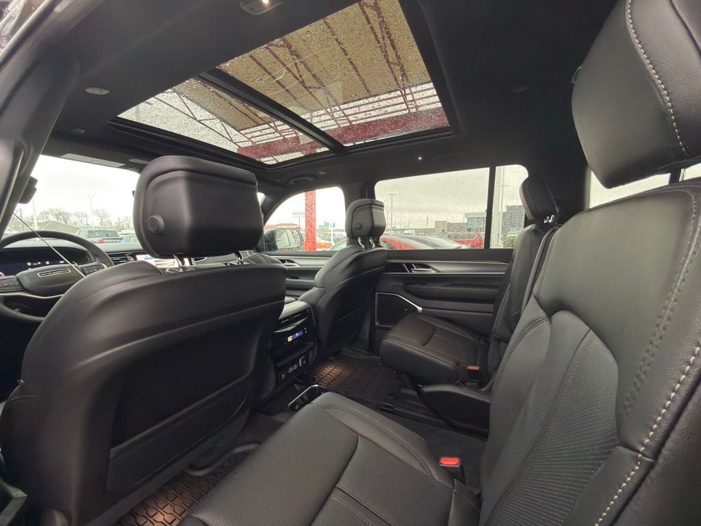 2026 Jeep Grand Wagoneer Upland