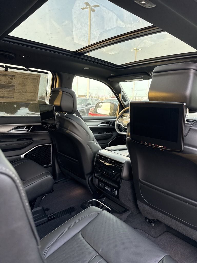 2026 Jeep Grand Wagoneer Limited Reserve