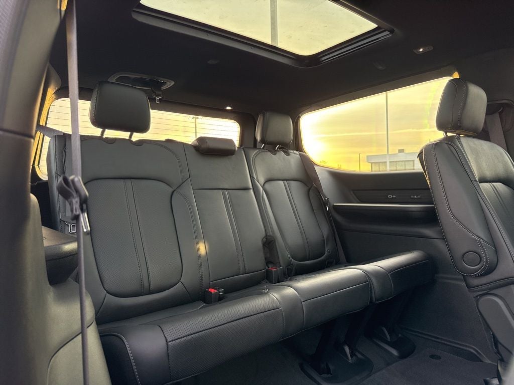 2026 Jeep Grand Wagoneer Limited Reserve