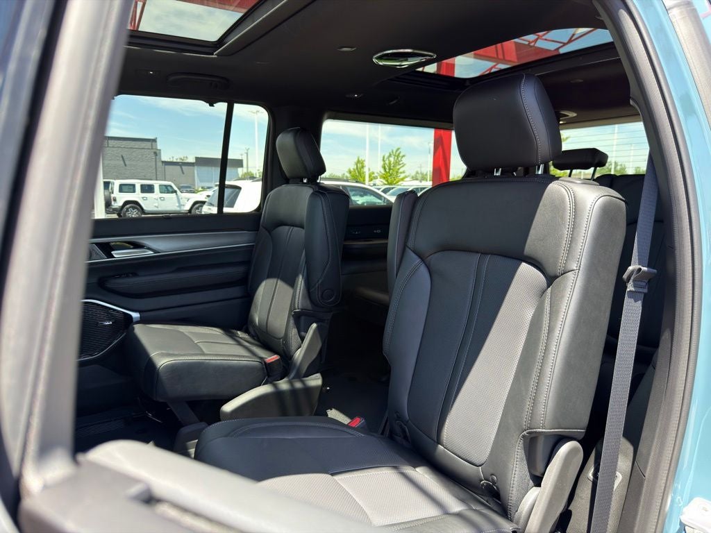 2026 Jeep Grand Wagoneer Limited Reserve