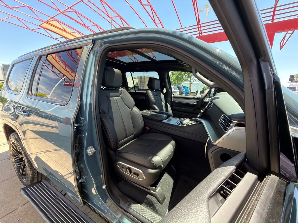 2026 Jeep Grand Wagoneer Limited Reserve