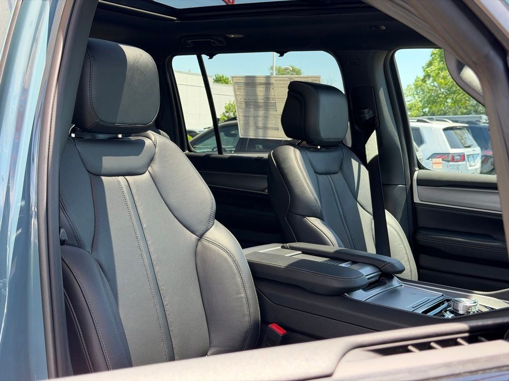 2026 Jeep Grand Wagoneer Limited Reserve