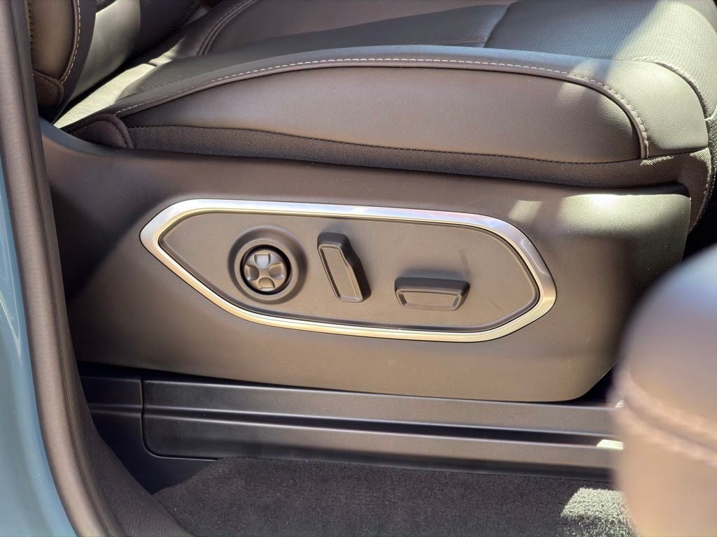 2026 Jeep Grand Wagoneer Limited Reserve