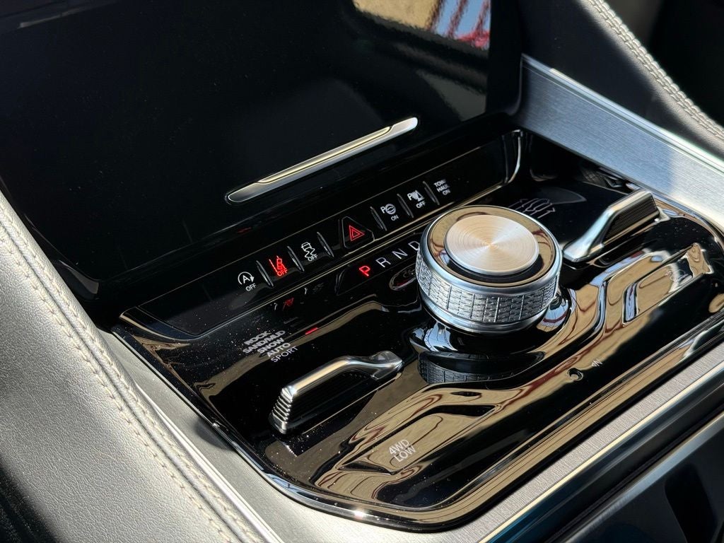 2026 Jeep Grand Wagoneer Limited Reserve