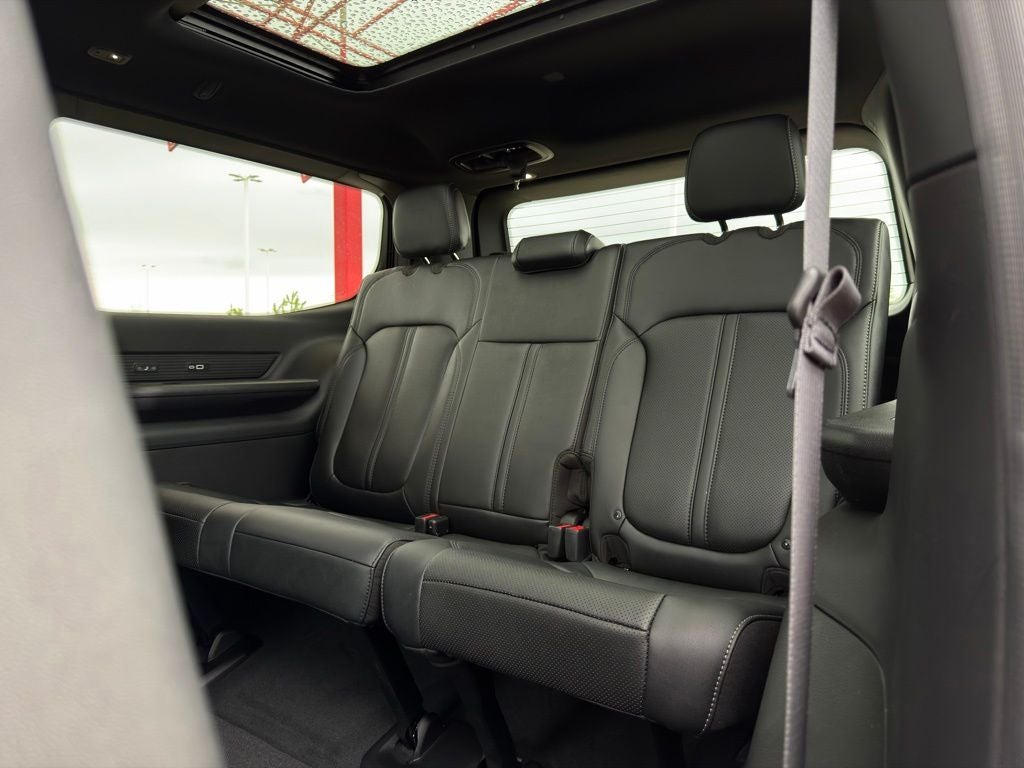 2026 Jeep Grand Wagoneer Limited Altitude
