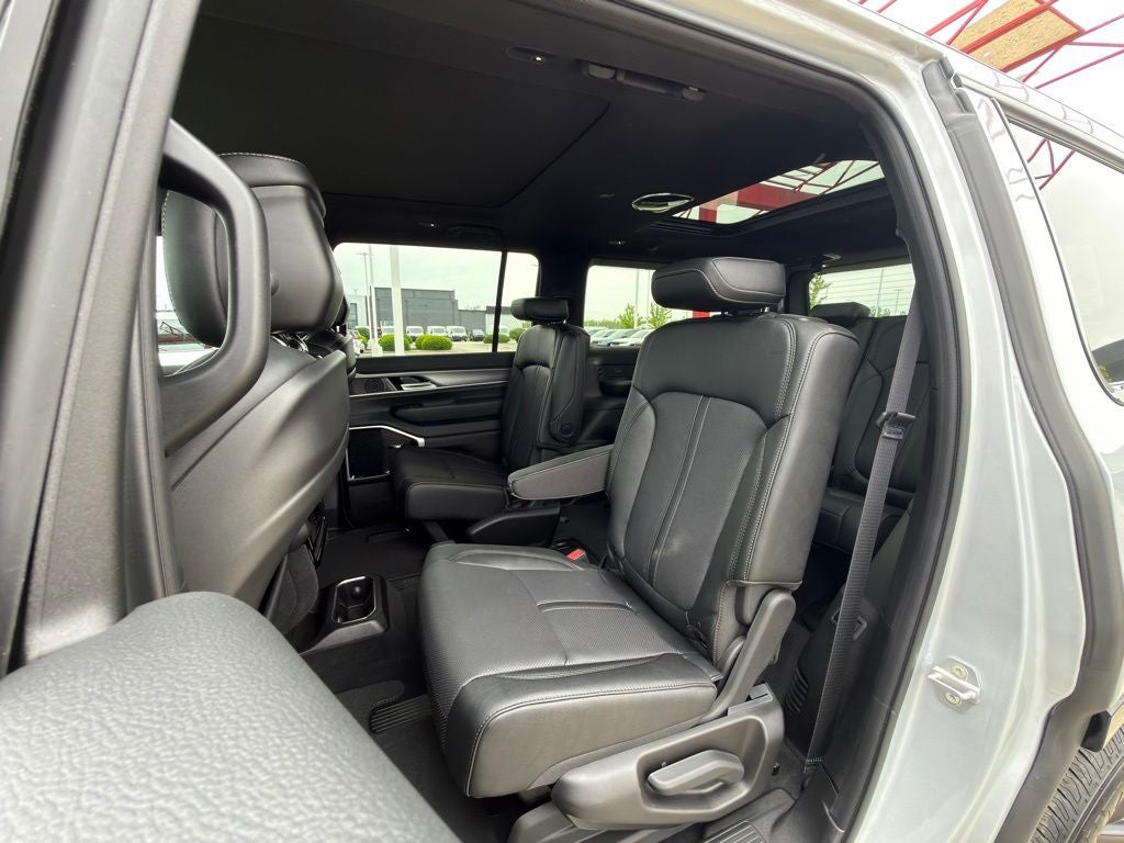 2026 Jeep Grand Wagoneer Limited Altitude