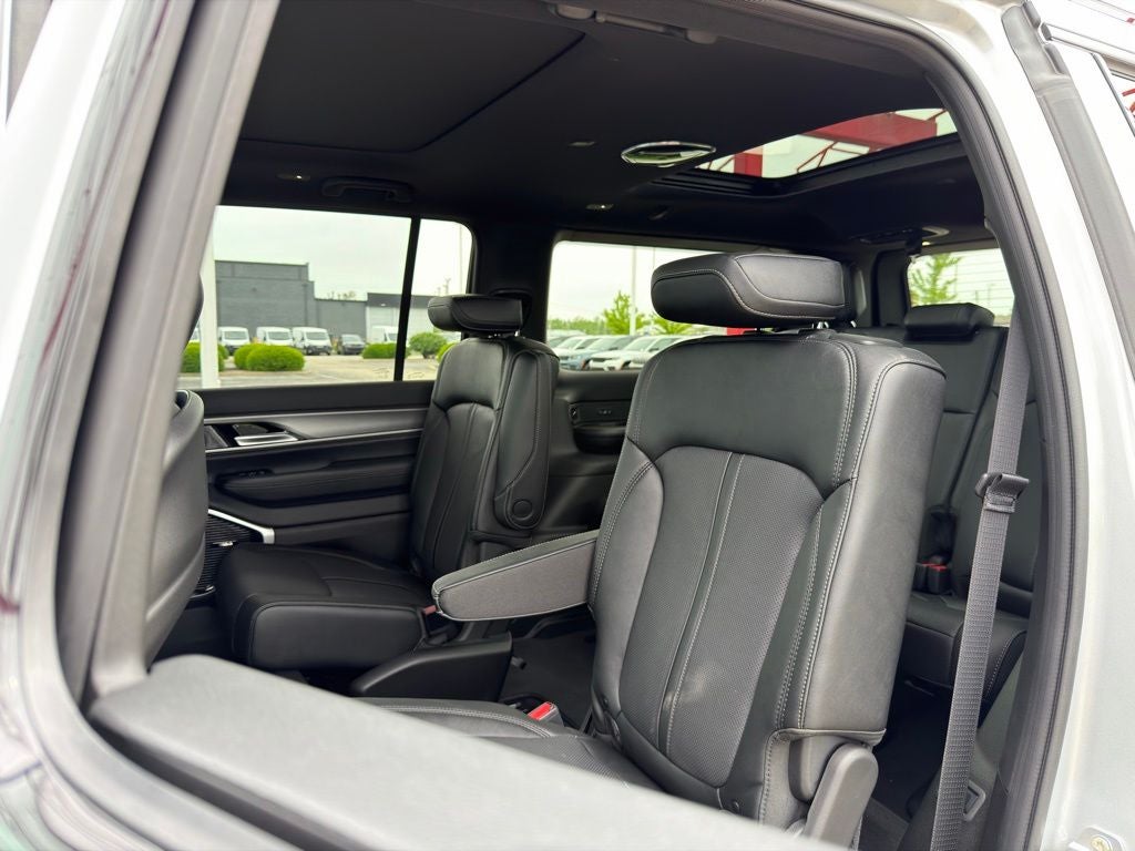 2026 Jeep Grand Wagoneer Limited Altitude