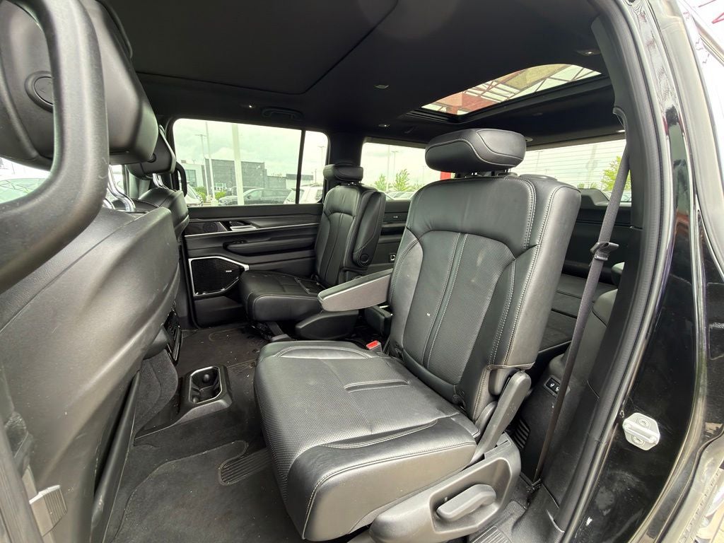 2023 Jeep Wagoneer Series III