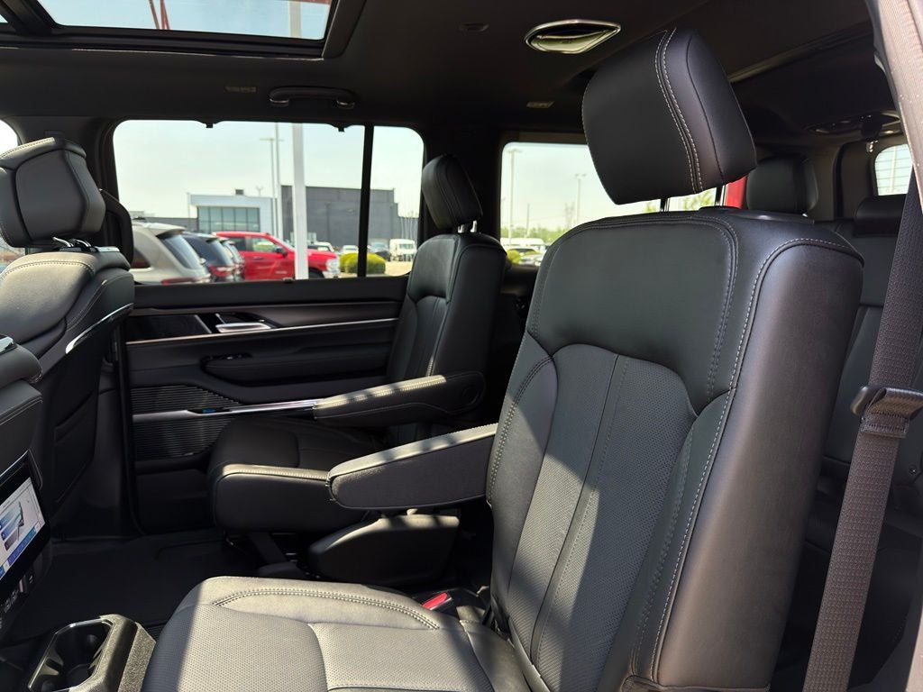 2026 Jeep Grand Wagoneer Summit Obsidian