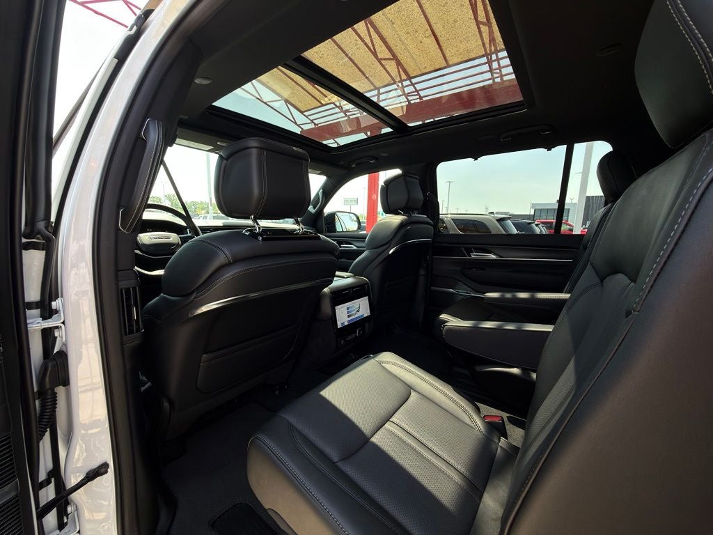 2026 Jeep Grand Wagoneer Summit Obsidian