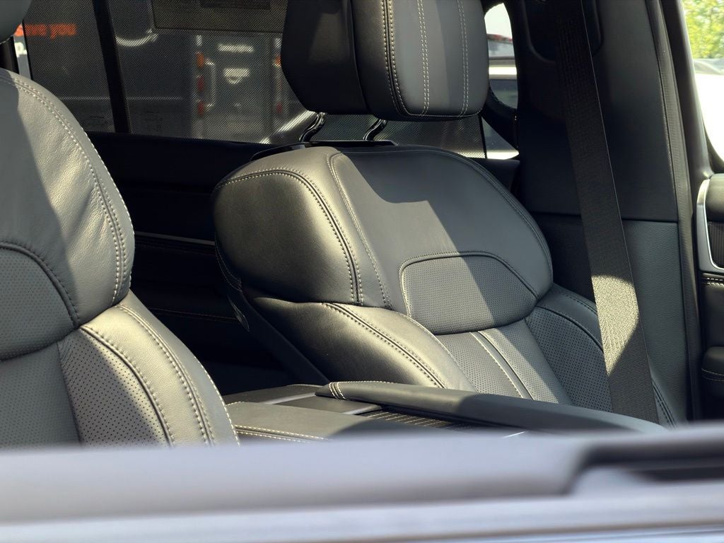 2026 Jeep Grand Wagoneer Summit Obsidian