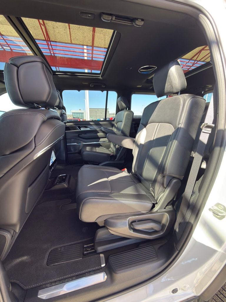 2026 Jeep Grand Wagoneer Summit