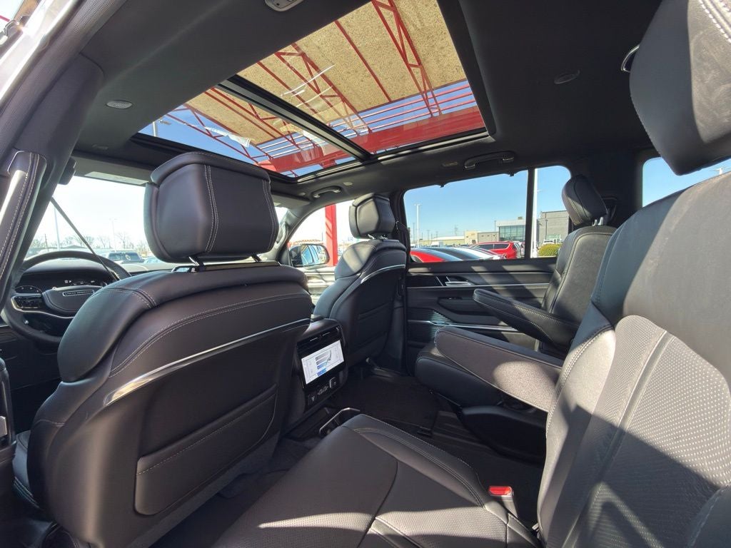 2026 Jeep Grand Wagoneer Summit