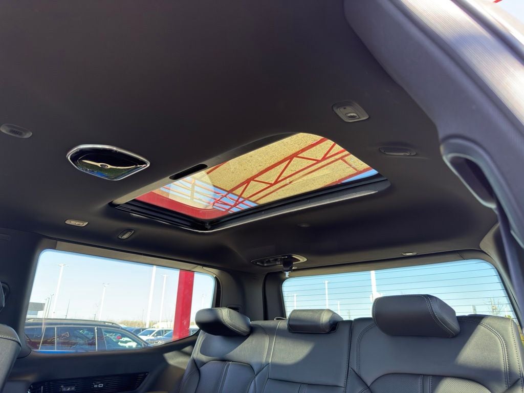 2026 Jeep Grand Wagoneer Summit